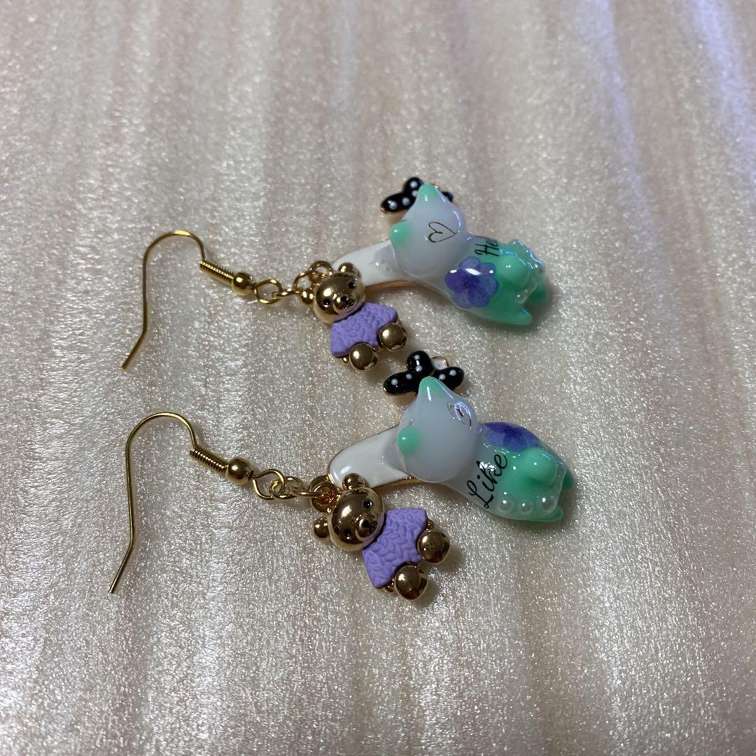 ☆ハイヒールとグデネコちゃんピアス☆