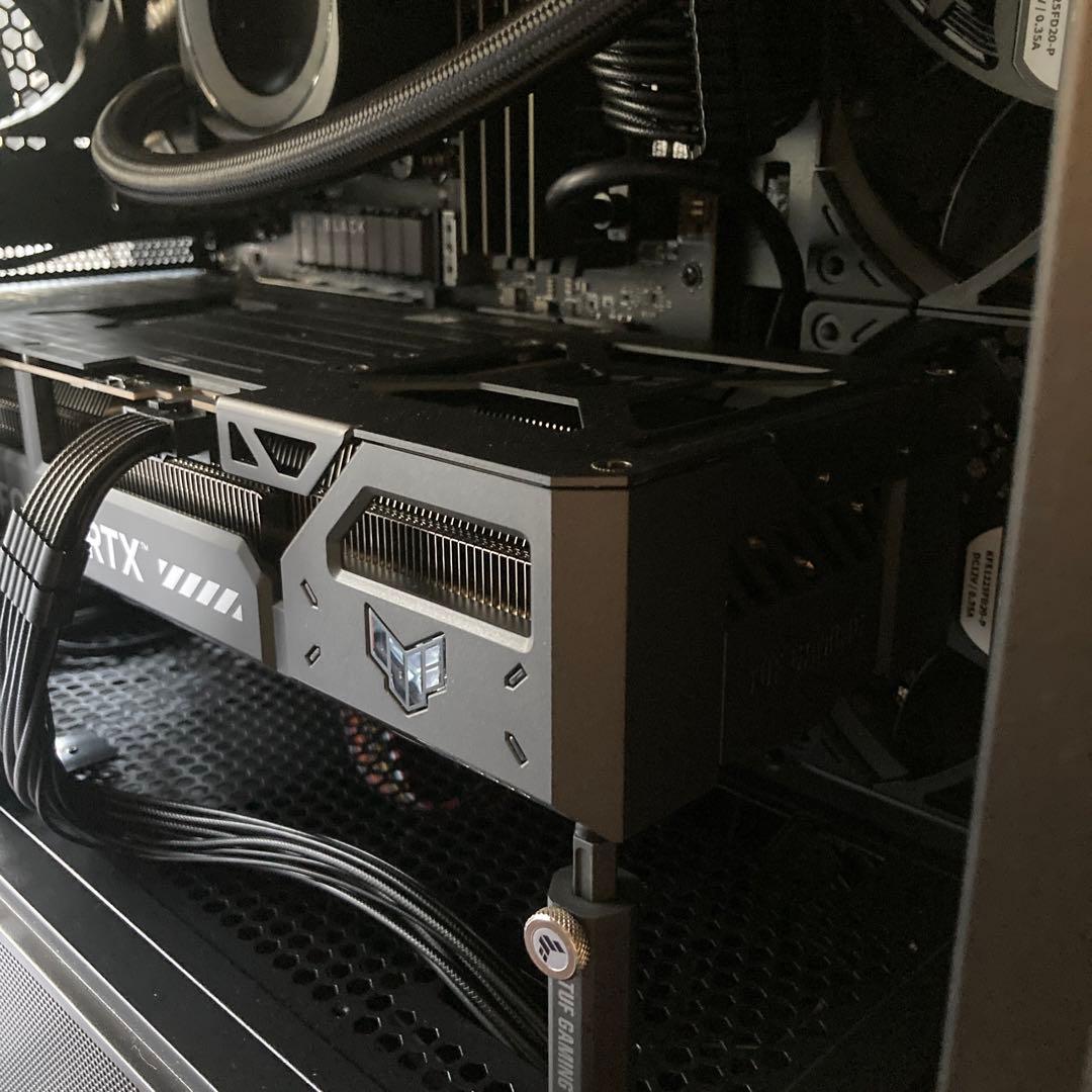 グラフィックボード・グラボ・ビデオカード ASUS TUF GAMING GeForce RTX 5070Ti OC