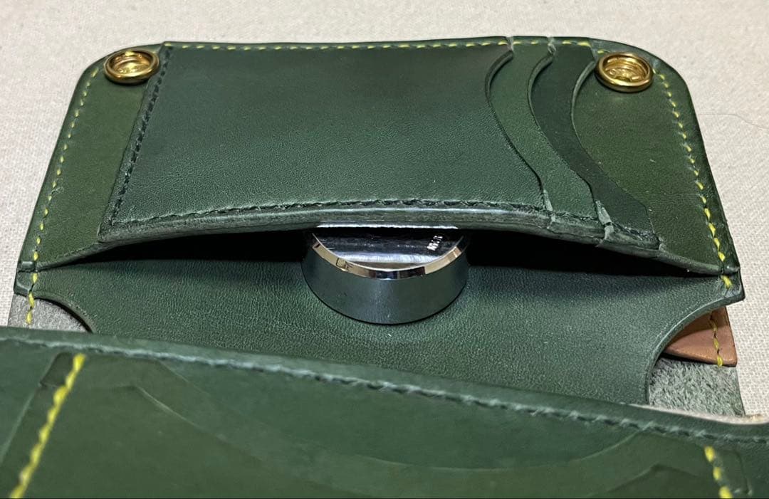 栃木レザー ミドル トラッカーウォレット 3層 グリーン