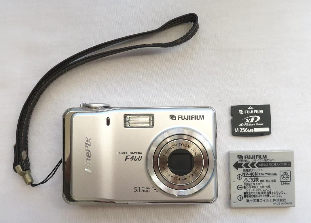 Fujifilm FinePix F460 デジタルカメラ