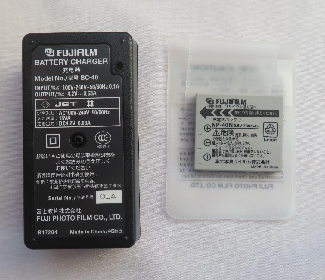 Fujifilm FinePix F460 デジタルカメラ