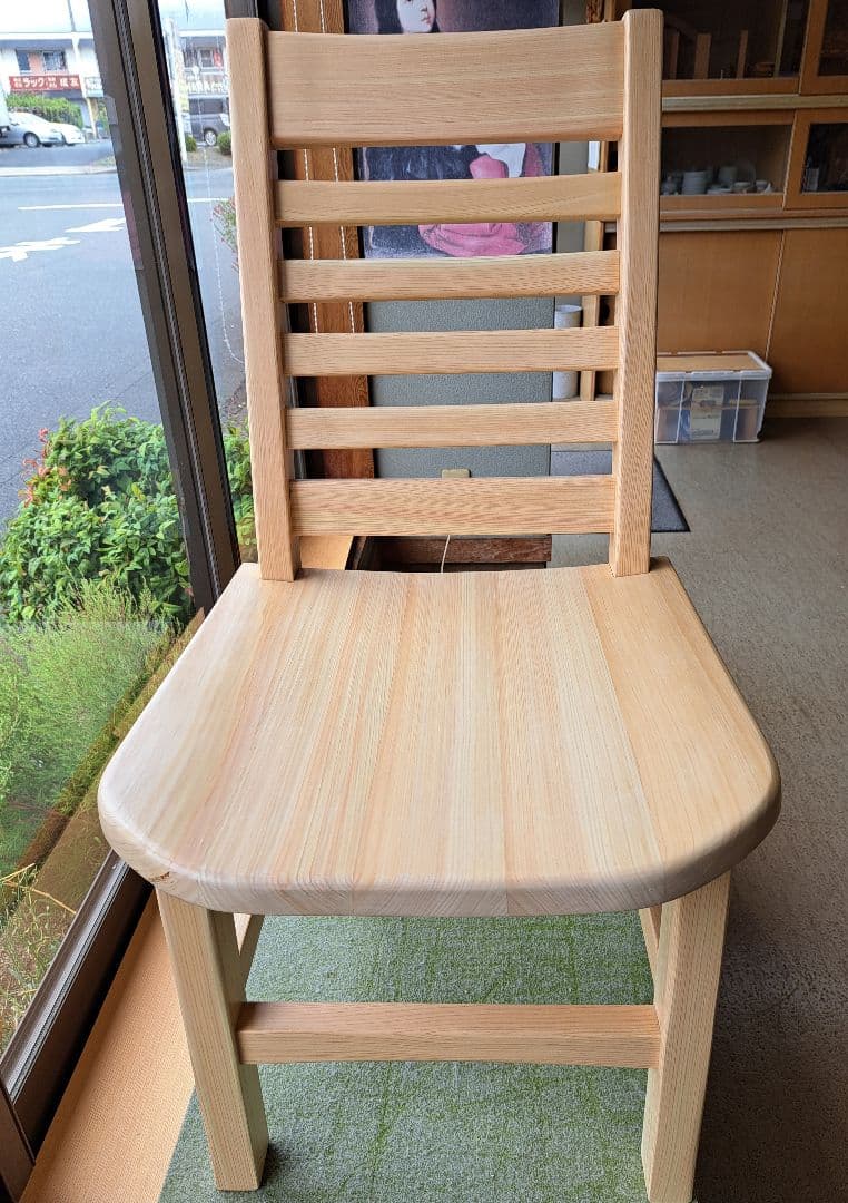 手作り桧の ゆったり椅子