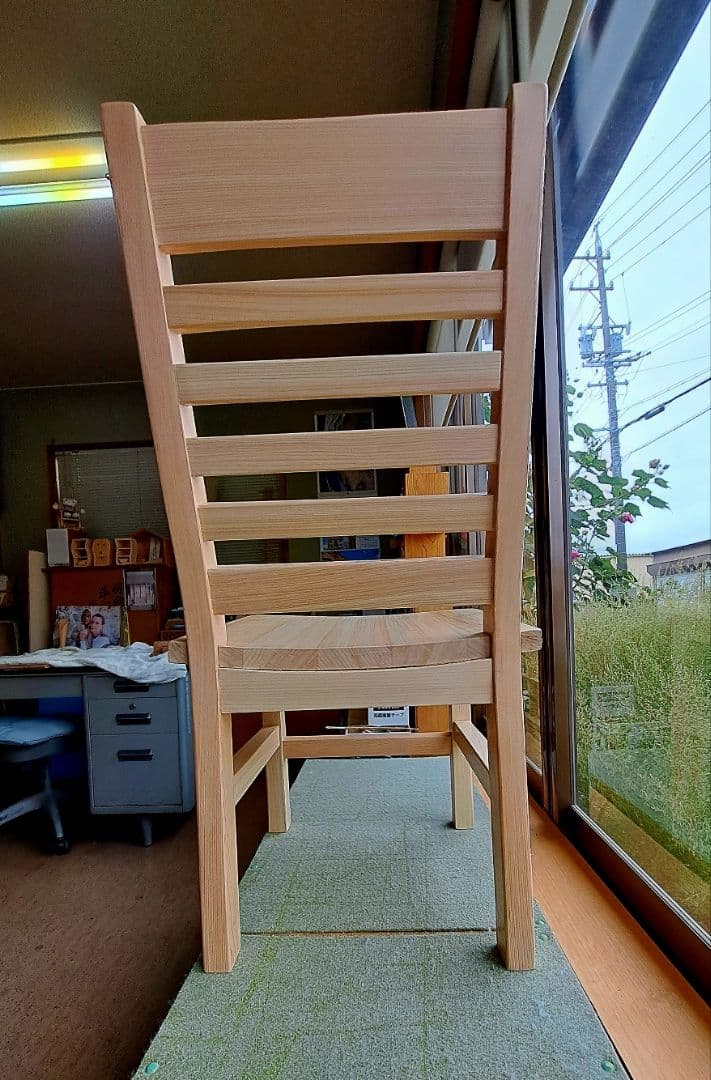 手作り桧の ゆったり椅子