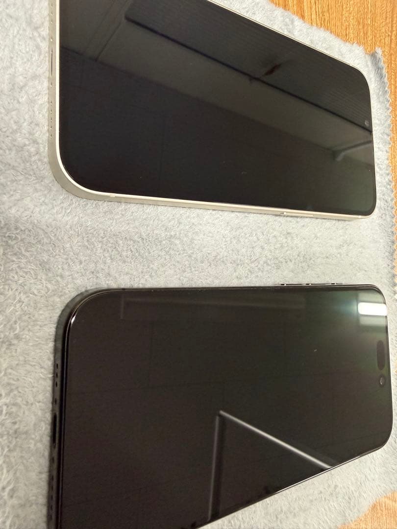 【お得美品】iPhone15Pro (512GB) & 14(128GB)