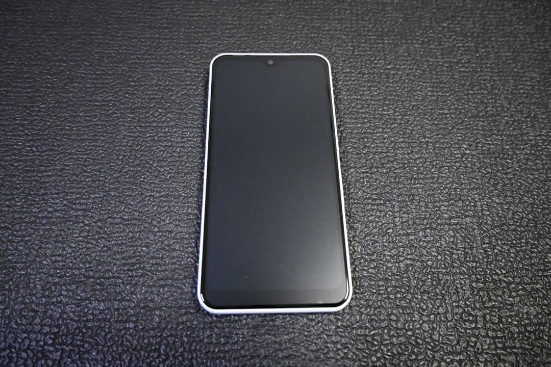 開封済み新品　docomo arrows We F-51B ホワイト