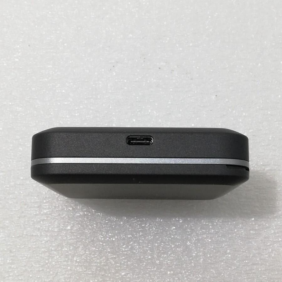 FUJISOFT フジソフト モバイルルーター +F FS040W　初期化済