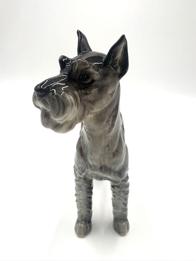 HUTSCHENREUTHERフッチェンロイター　シュナウザー犬フィギュリン置物