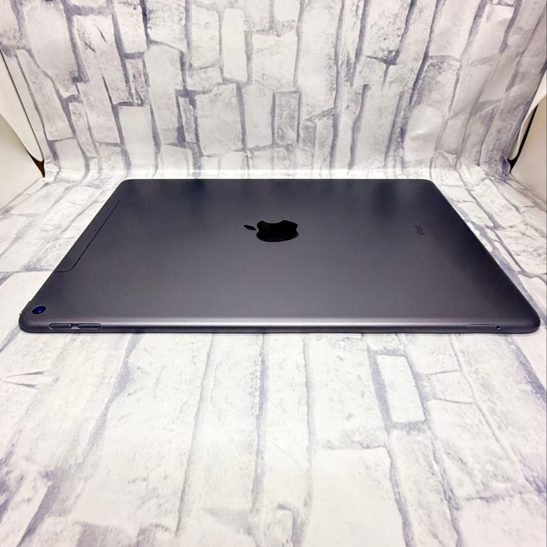 iPad Air 第3世代2019 64GB スペースグレイ　セルラー