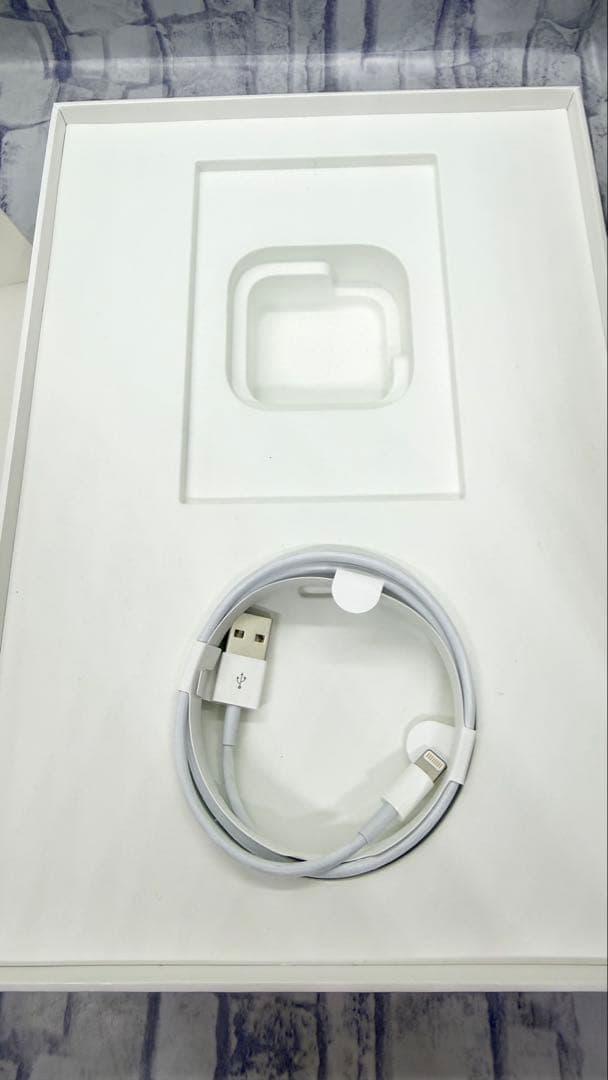 iPad Air 第3世代2019 64GB スペースグレイ　セルラー