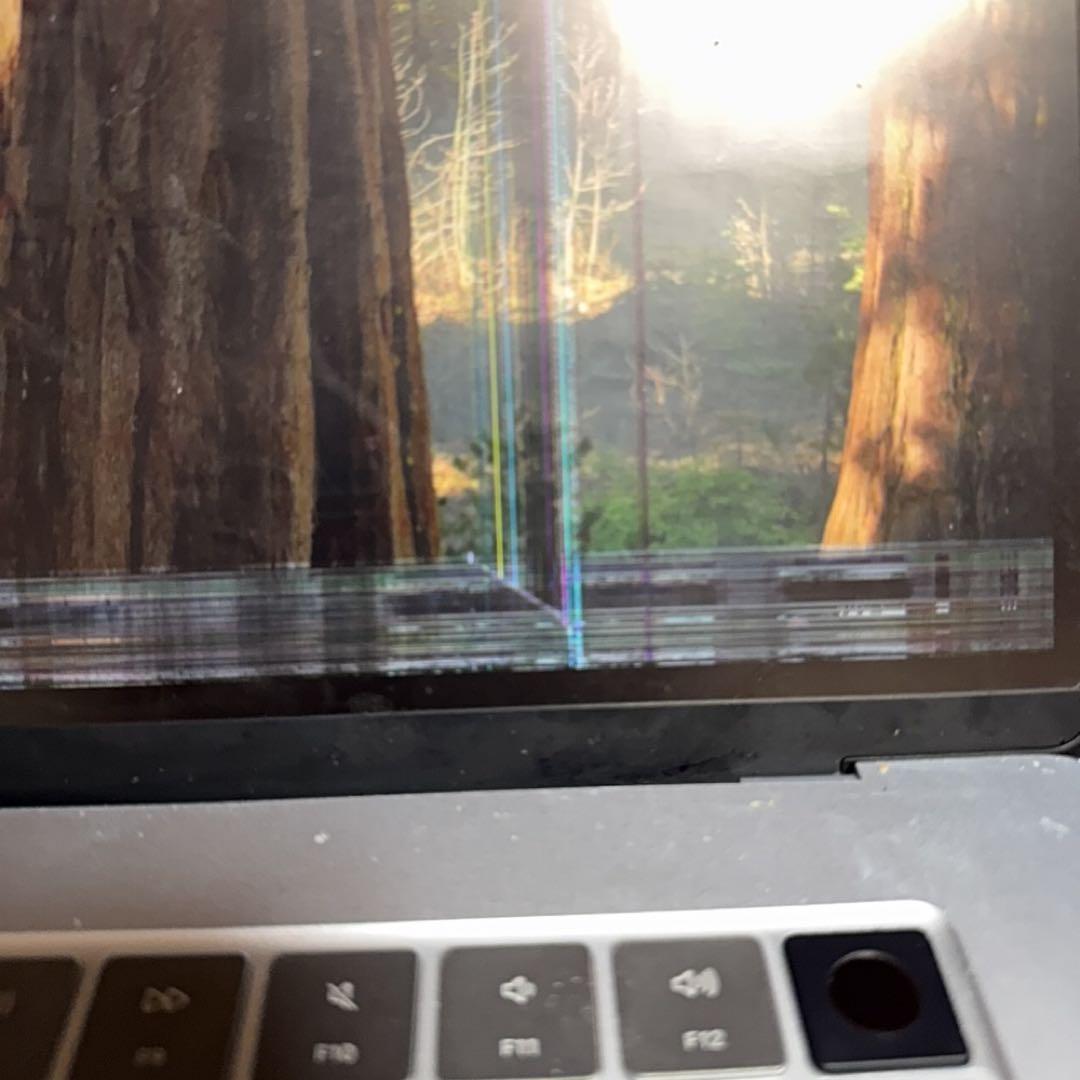 MacBook Air 15インチ スペースグレー バッテリー100 液晶割れ