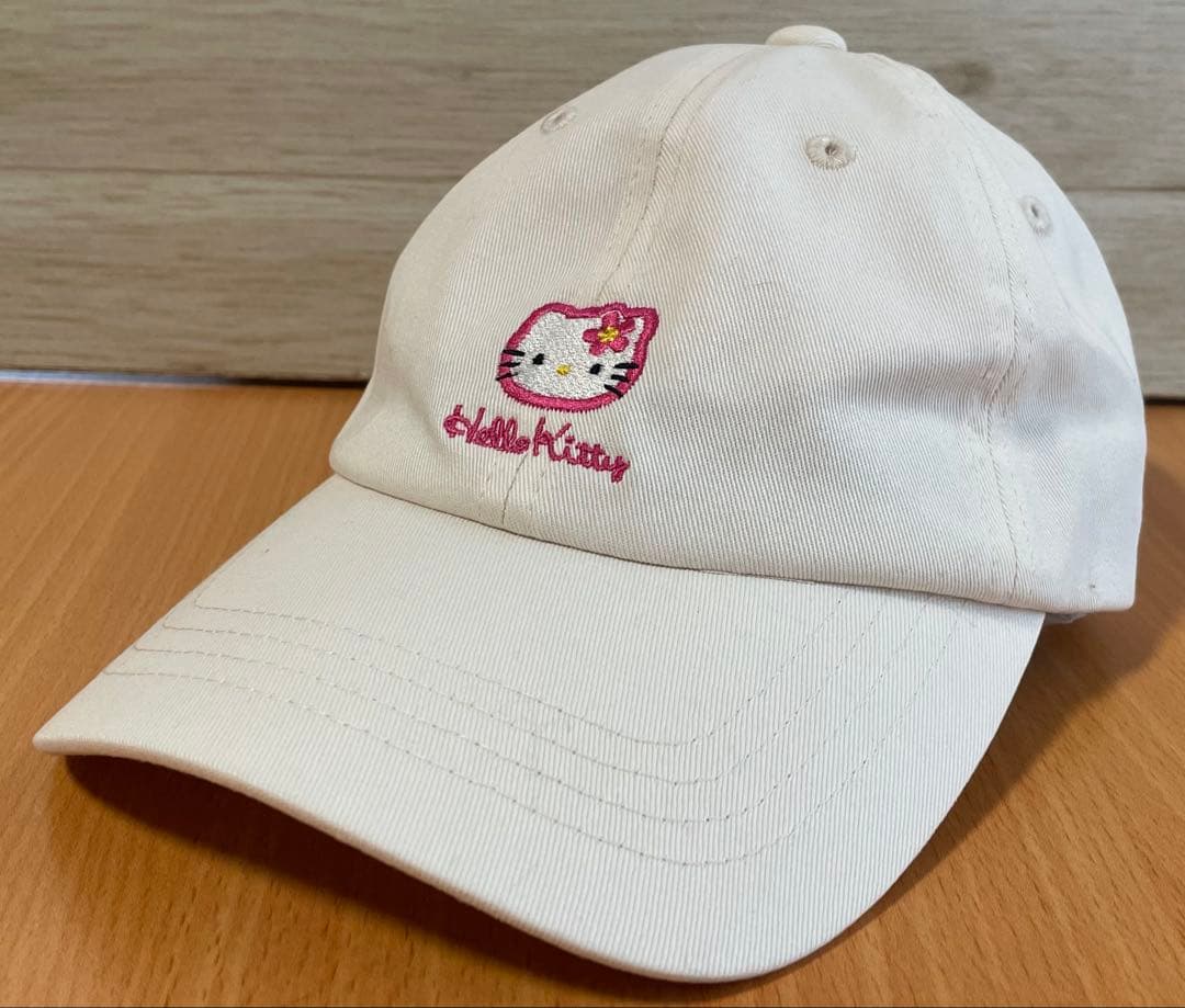 ７　HelloKittyハローキティあったか掛け布団カバー 刺繍ロゴキャップ