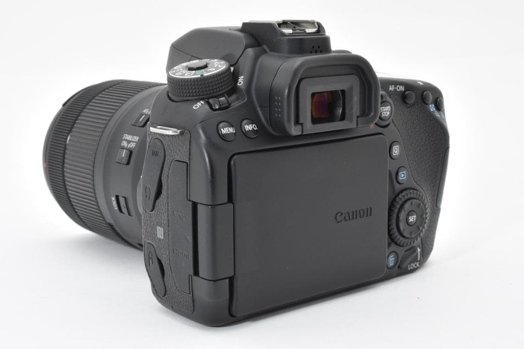 Canon EOS 80D,18-135mmレンズセット(リモコン付き)