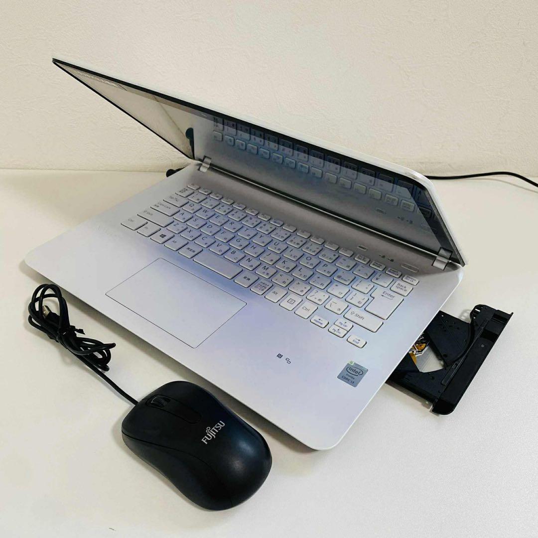 Y863 SonyVaioノートパソコンSSD256G高速タッチパネルWin11