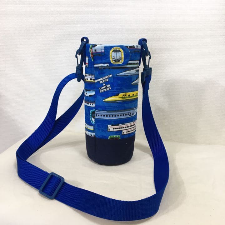 ①水筒　カバー　水筒カバー　ハンドメイド　新幹線　スケーター　580ml