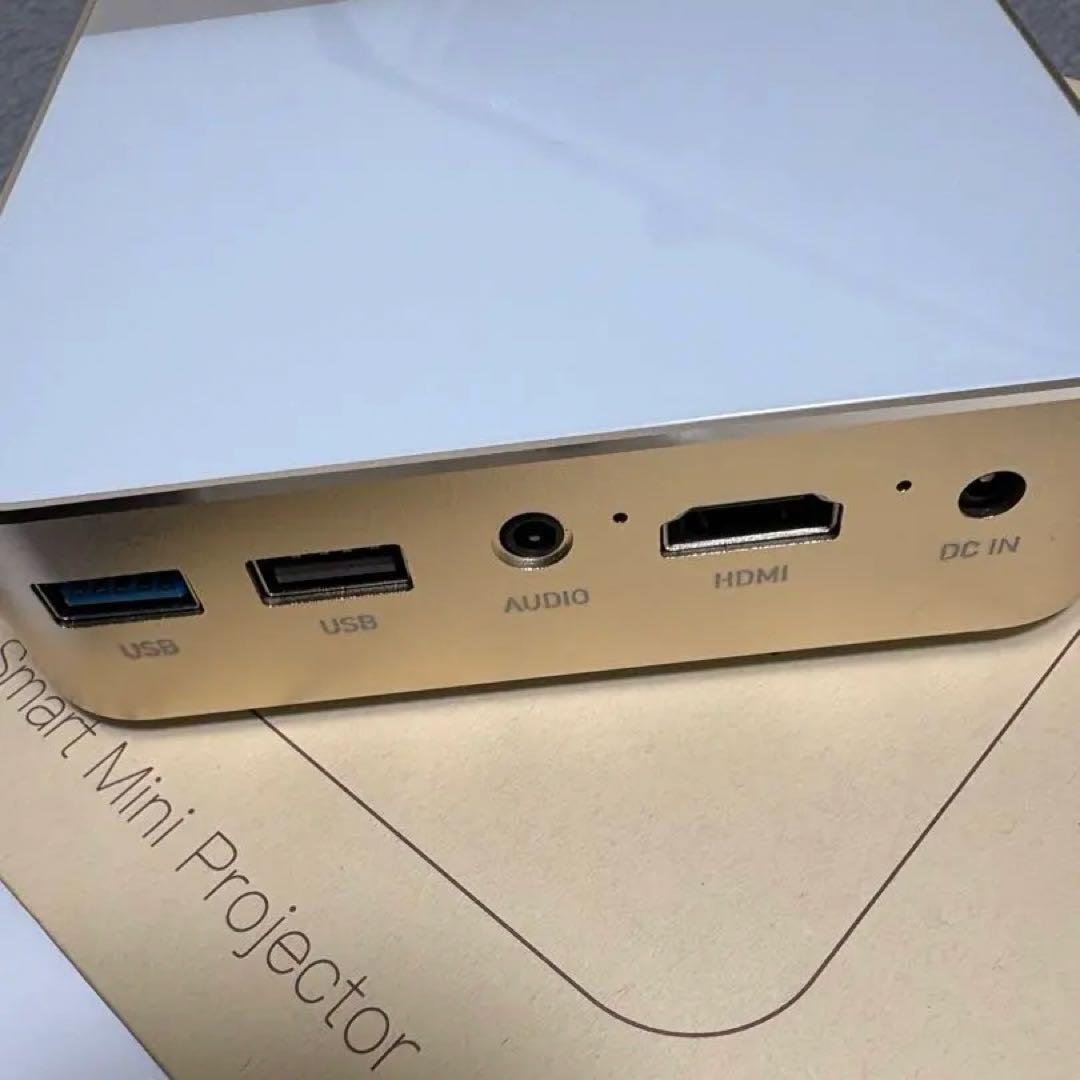 UENO-mono KABENI PRO スマートミニプロジェクター