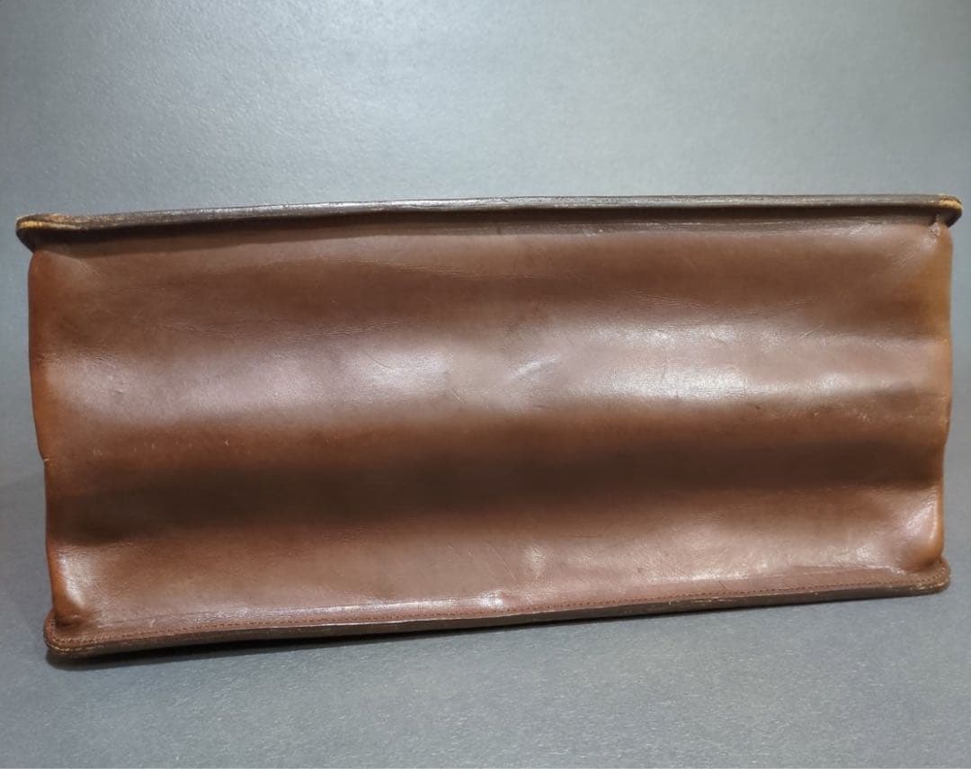 VOGT クロコダイル型押し レザーハンドバック　シルバー 14Kゴールド