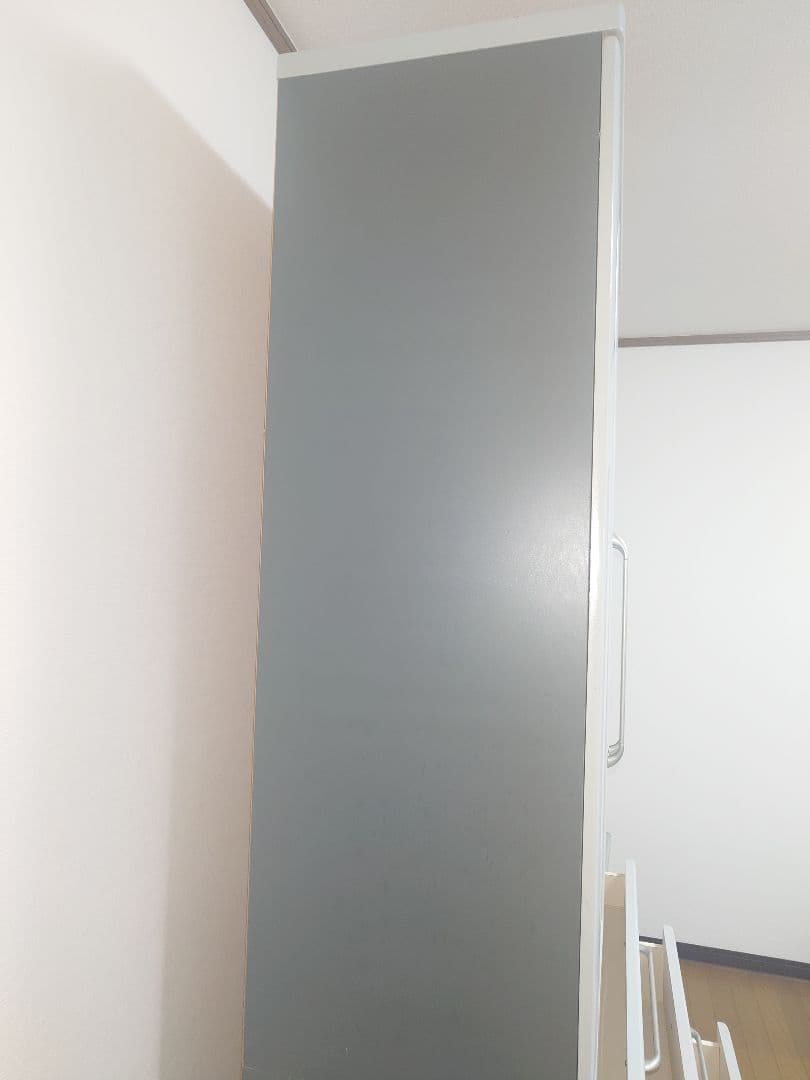 【引取り3/15まで】値下げ中 食器棚 キッチンボード 光沢ライトグレー ニトリ