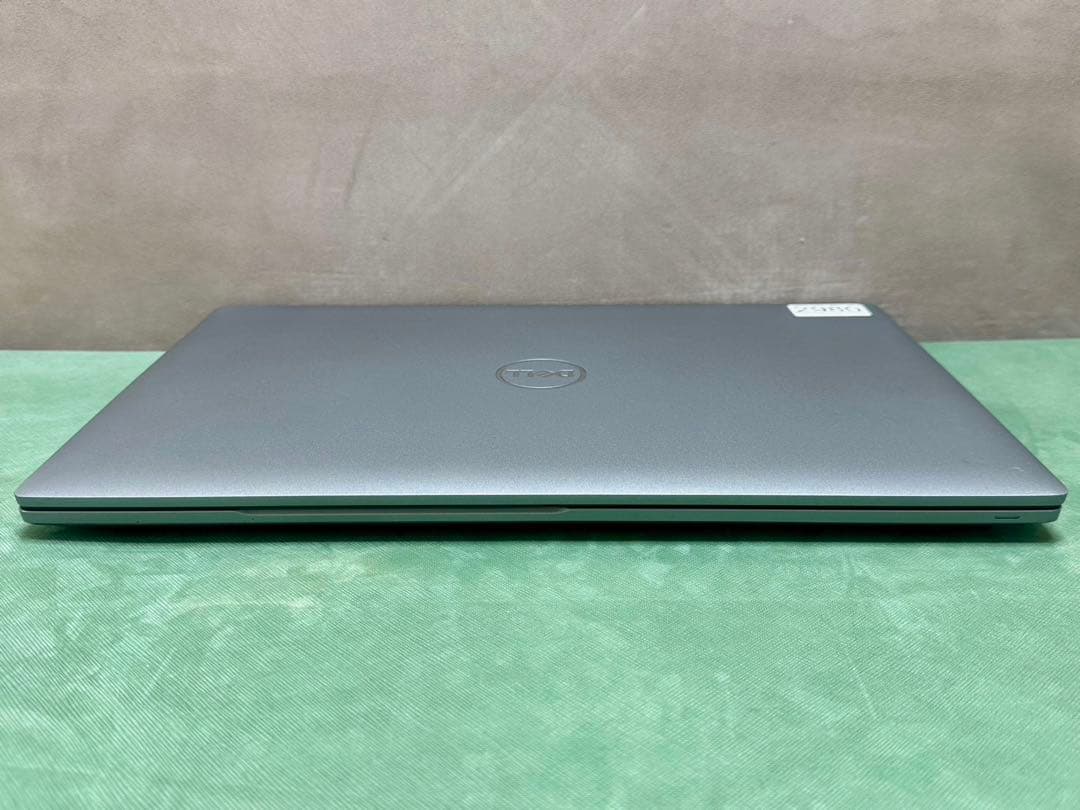DELL Latitude 5520 ノートPC Core i5 8GB 256