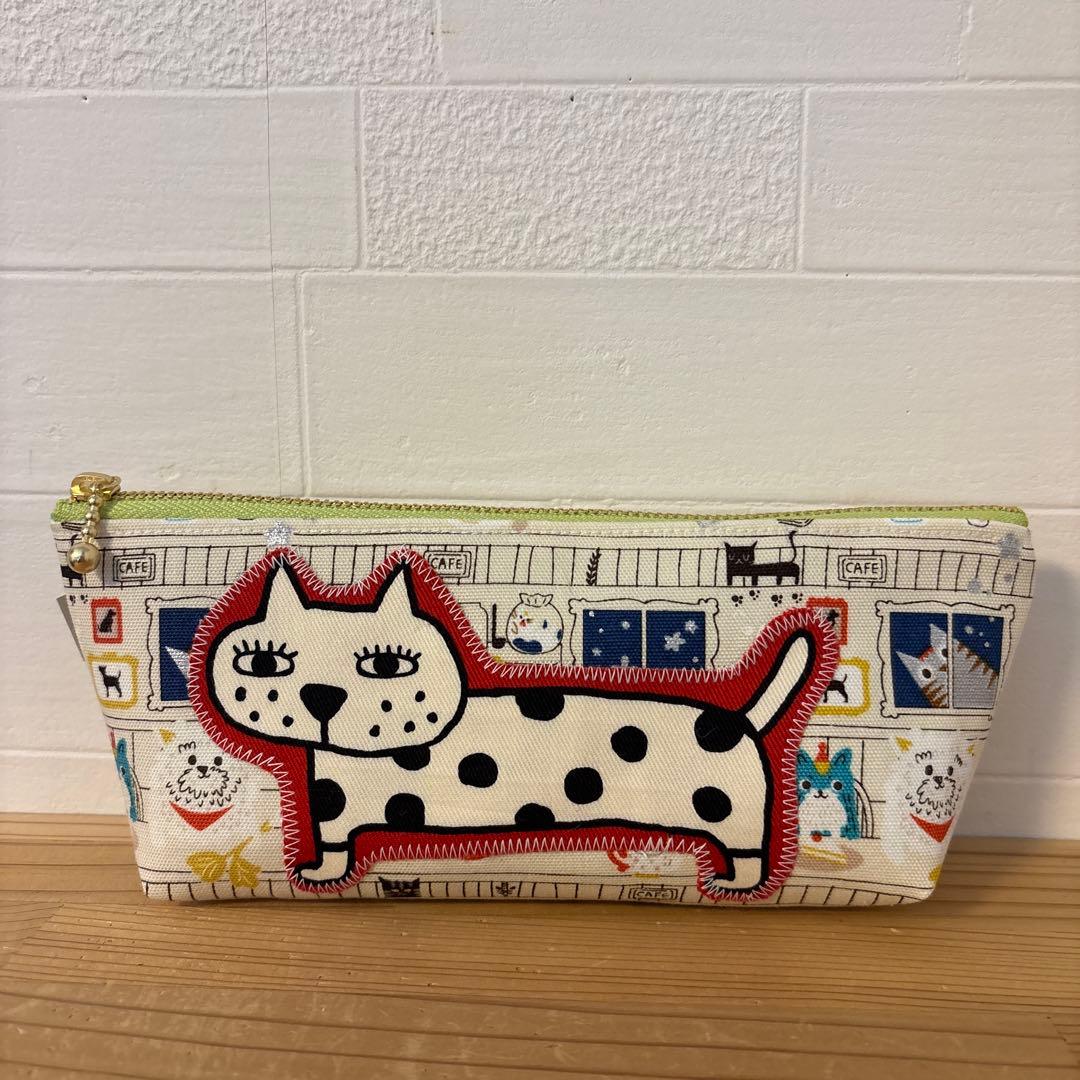 感謝価格　 巾着　猫柄　ハンドメイド　小物入れ　おやつ入れ　サニタリー入れ