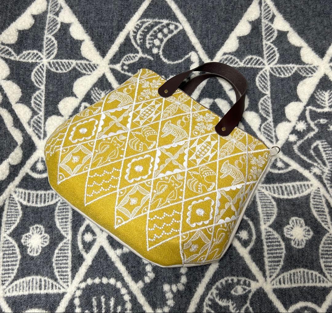 ハンドメイド♡ミナペルホネン♡新色symphony♡mustard♡コロりんトー