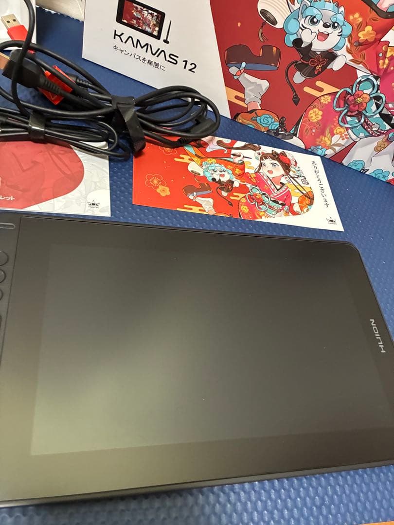 HUION 液晶ペンタブレット Kamvas 12【美品/付属品多数】