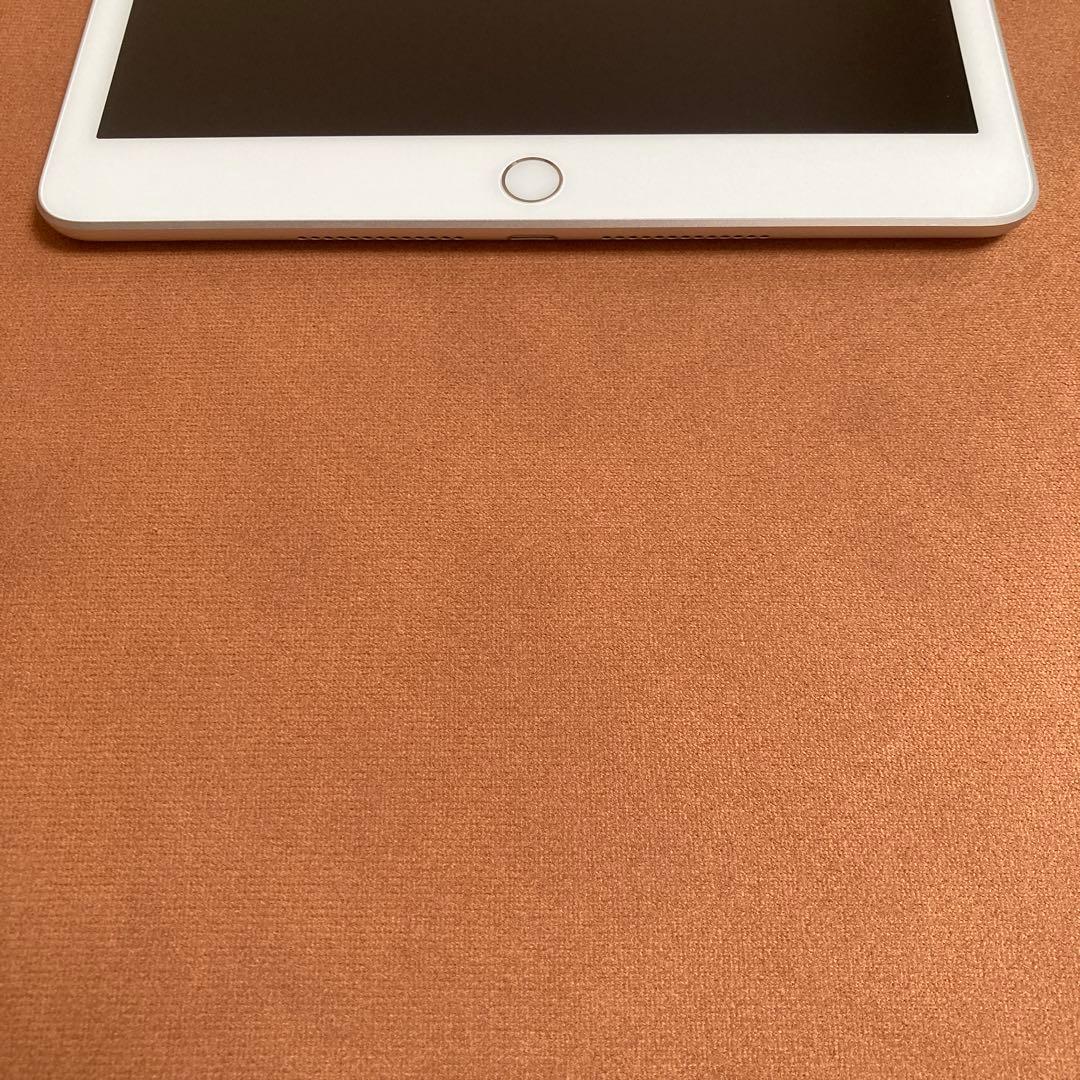 1110【早い者勝ち】電池ほぼ新品☆iPad7第7世代32GB WIFIモデル☆