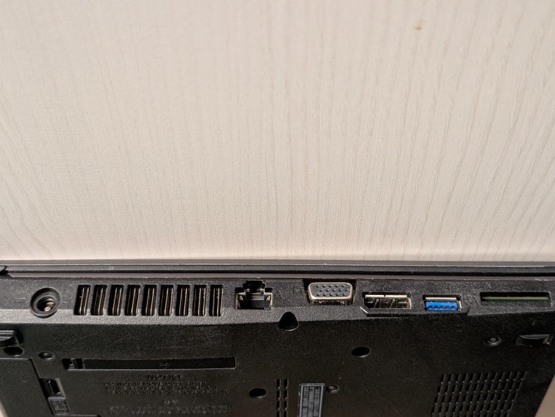 富士通ノートPCi5/13.3型/メモリ8GB/SSD128GB /Win11