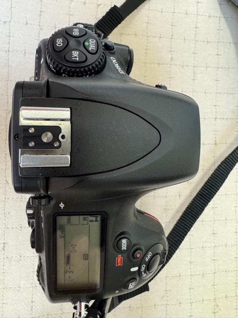最終値下げ3万5千円引きNikon D800ショット数少ない10,317枚！FX
