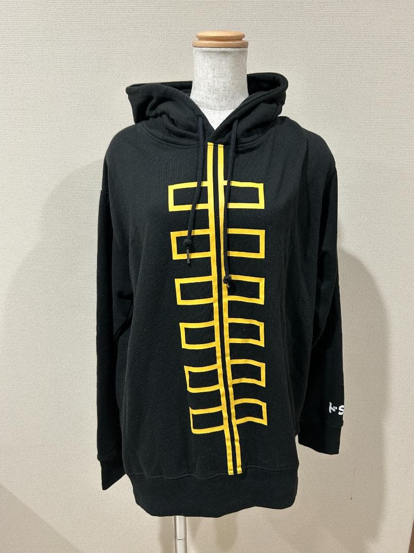 美品 銀魂 沖田総悟 プルオーバー L 黒 フード目隠し 希少