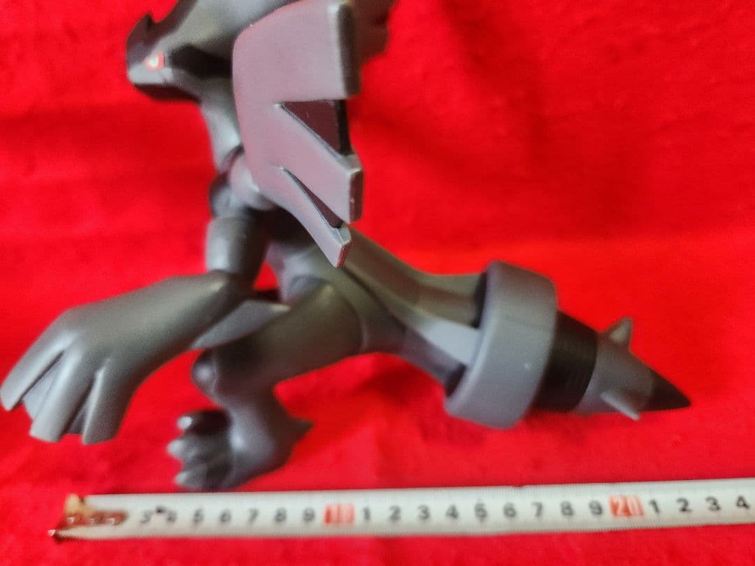 ポケットモンスター　ソフビフィギュア ゼクロム　レシラム　ポケモン