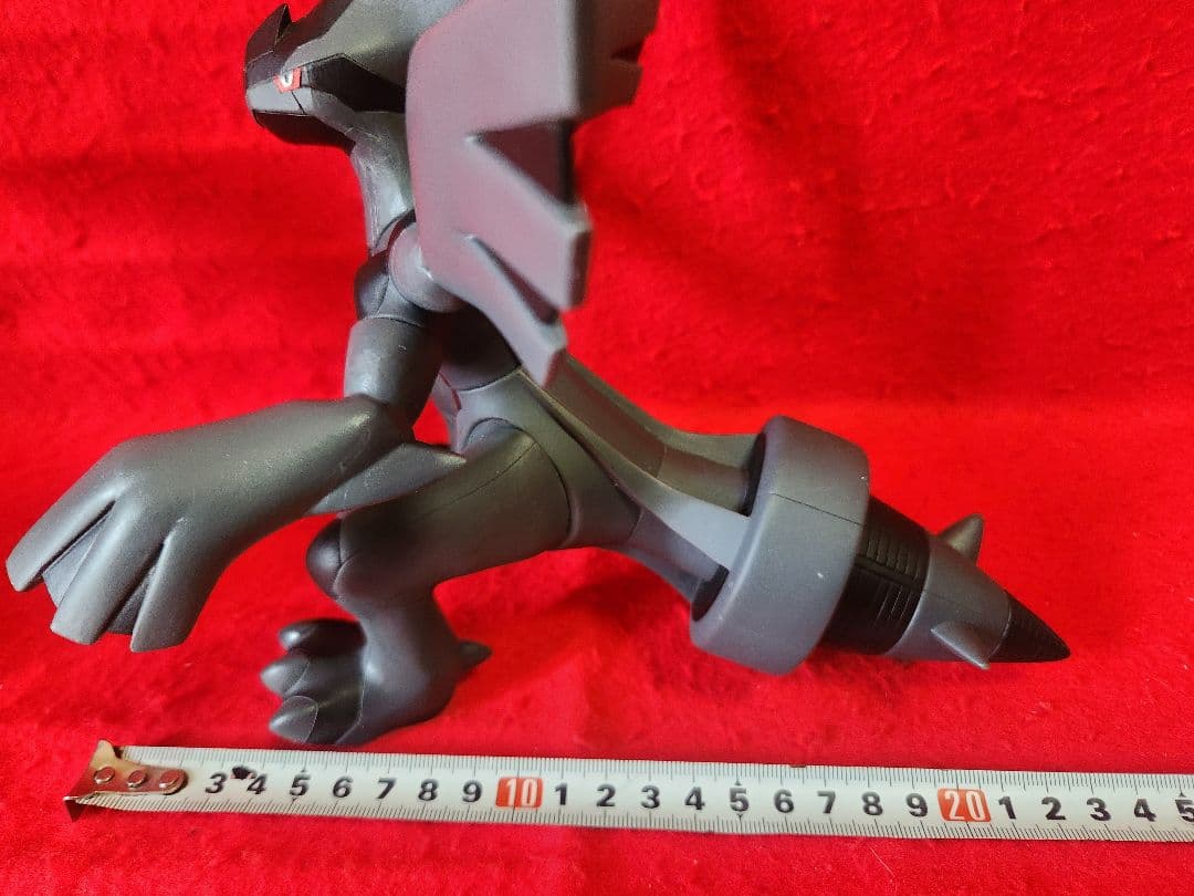 ポケットモンスター　ソフビフィギュア ゼクロム　レシラム　ポケモン