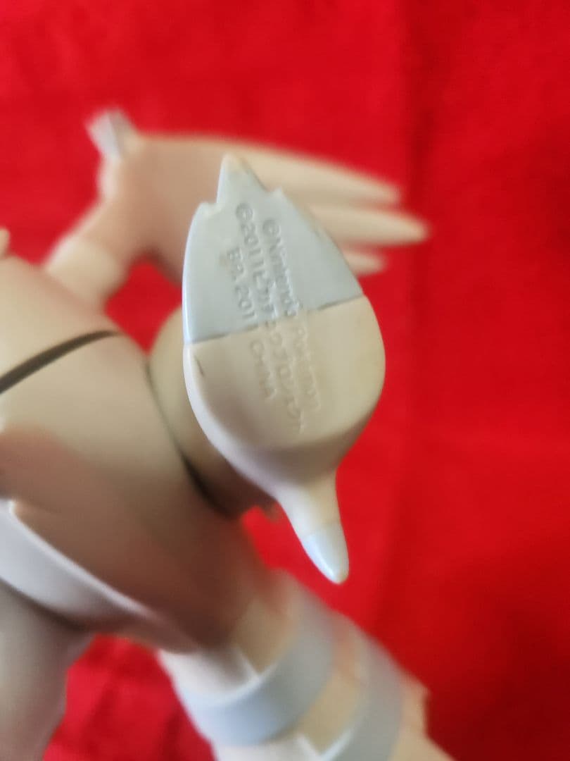 ポケットモンスター　ソフビフィギュア ゼクロム　レシラム　ポケモン