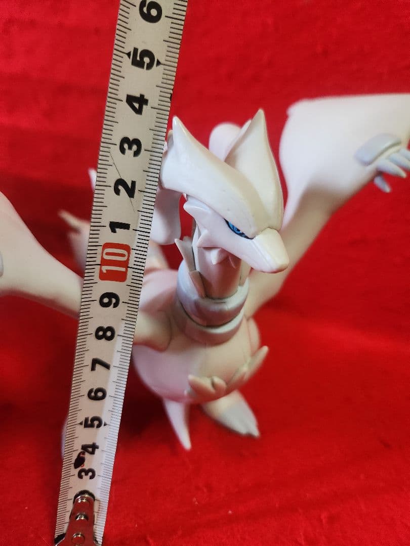 ポケットモンスター　ソフビフィギュア ゼクロム　レシラム　ポケモン