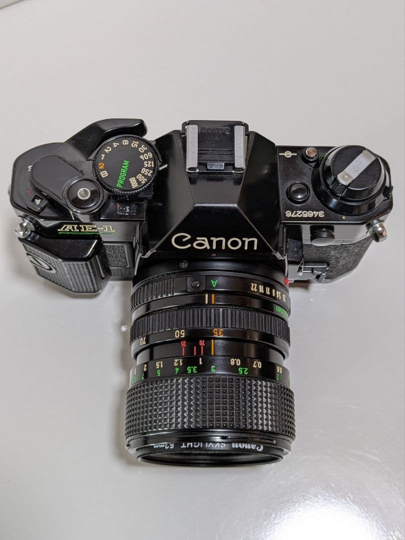 Canon　AE-1 プログラム　一眼レフカメラ　広角レンズ付き　フィルター付