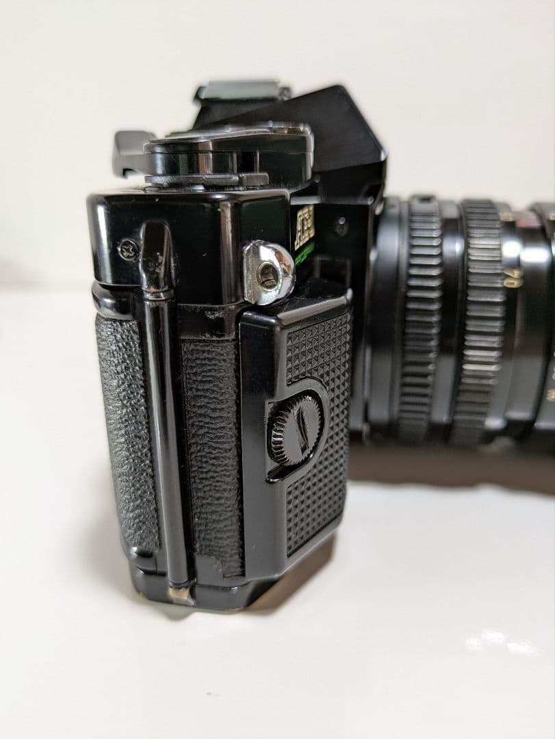 Canon　AE-1 プログラム　一眼レフカメラ　広角レンズ付き　フィルター付