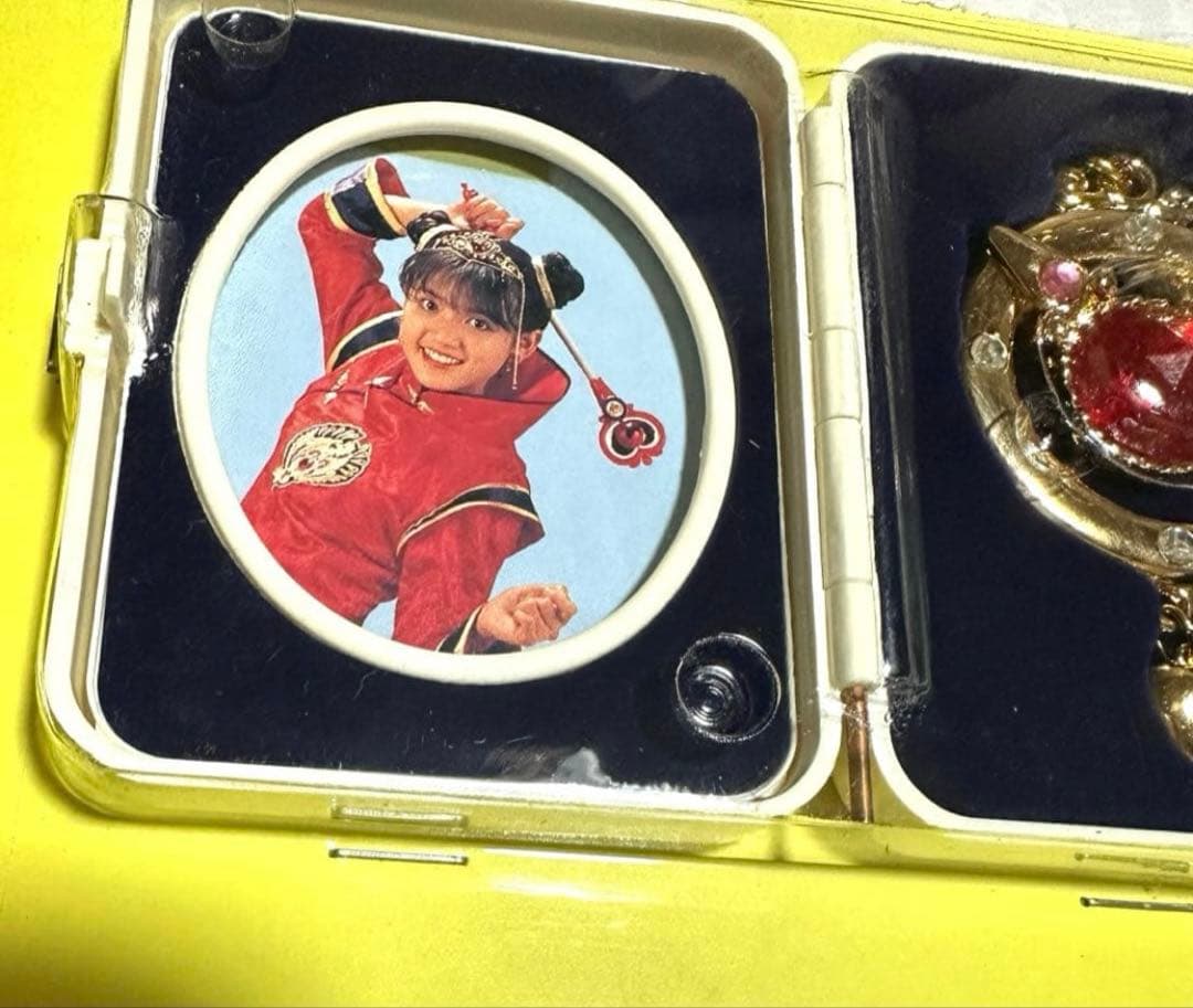 魔法少女　ちゅうかなぱいぱい！ とってもすてきなペンダント　レトロ