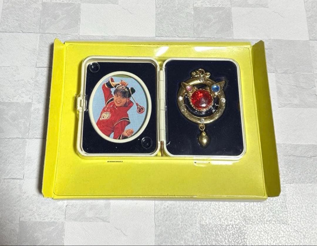 魔法少女　ちゅうかなぱいぱい！ とってもすてきなペンダント　レトロ