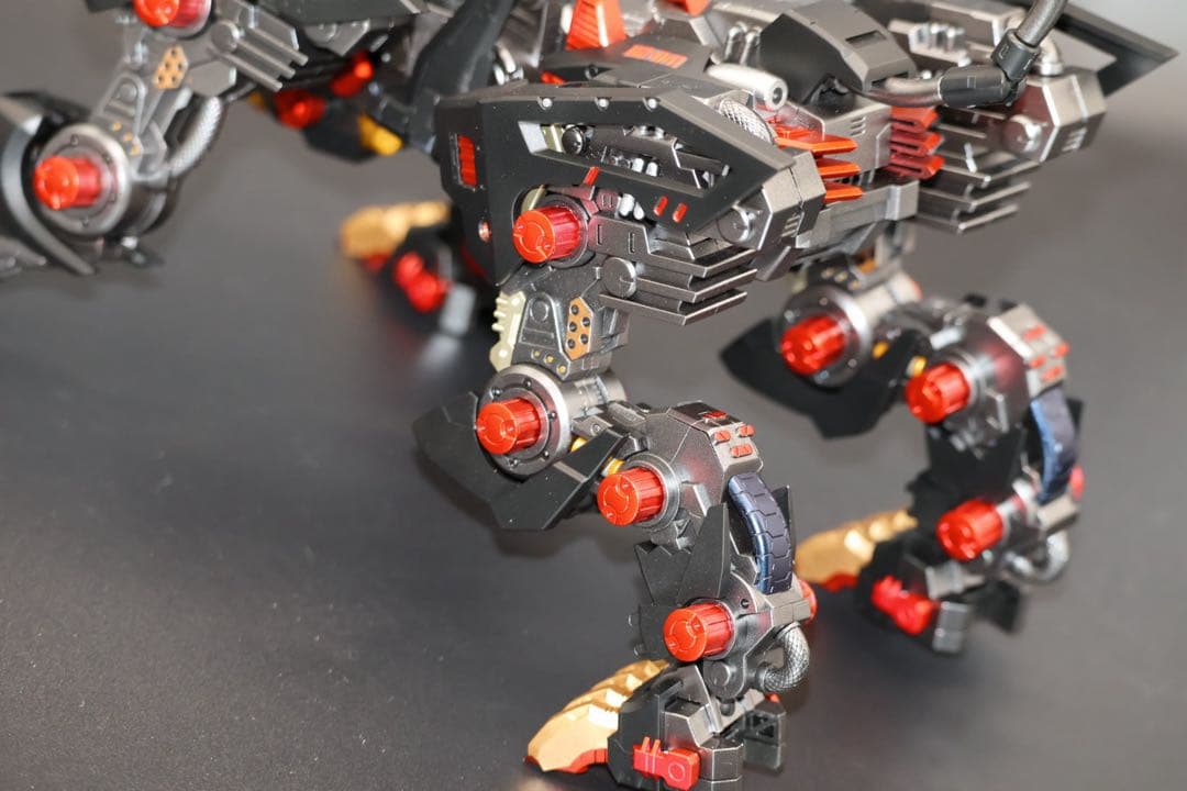 ゾイド　コトブキヤ　HMM ライガーゼロ　レギウス(王)仕様