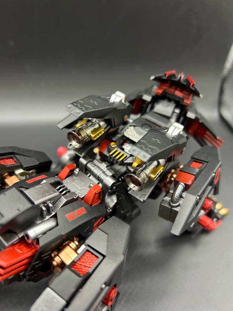 ゾイド　コトブキヤ　HMM ライガーゼロ　レギウス(王)仕様