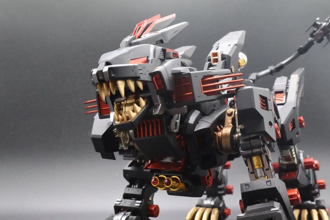 ゾイド　コトブキヤ　HMM ライガーゼロ　レギウス(王)仕様