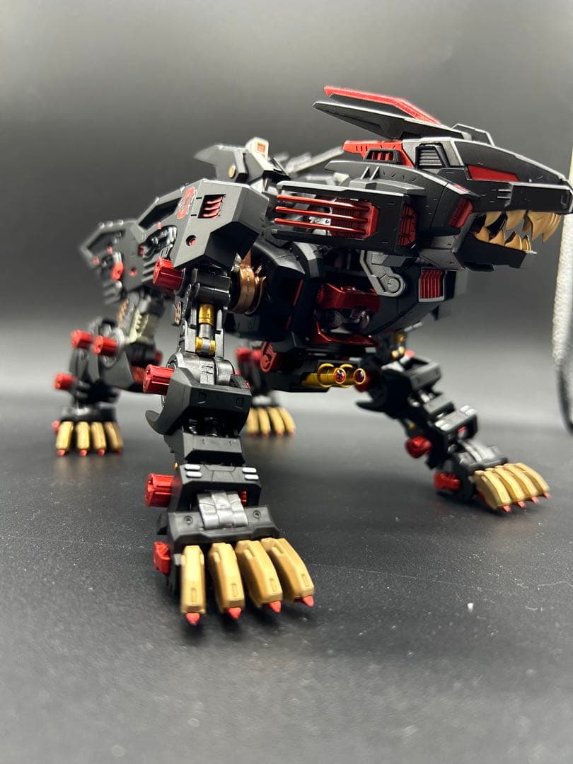 ゾイド　コトブキヤ　HMM ライガーゼロ　レギウス(王)仕様