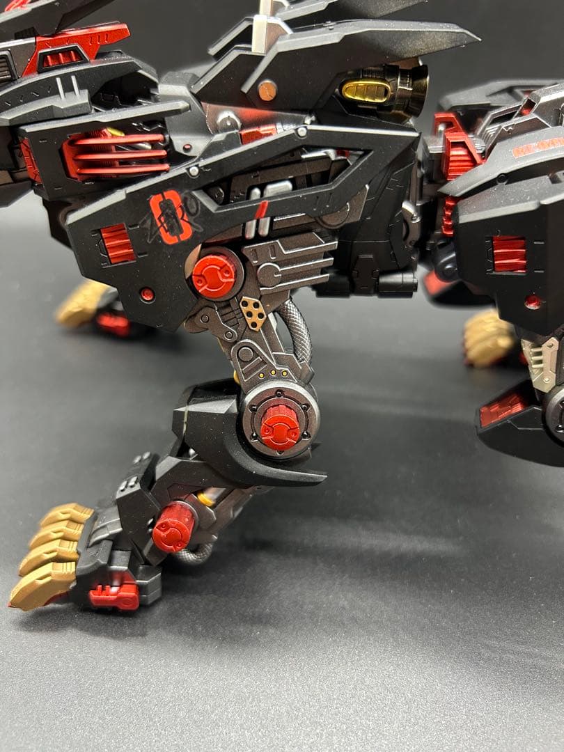 ゾイド　コトブキヤ　HMM ライガーゼロ　レギウス(王)仕様