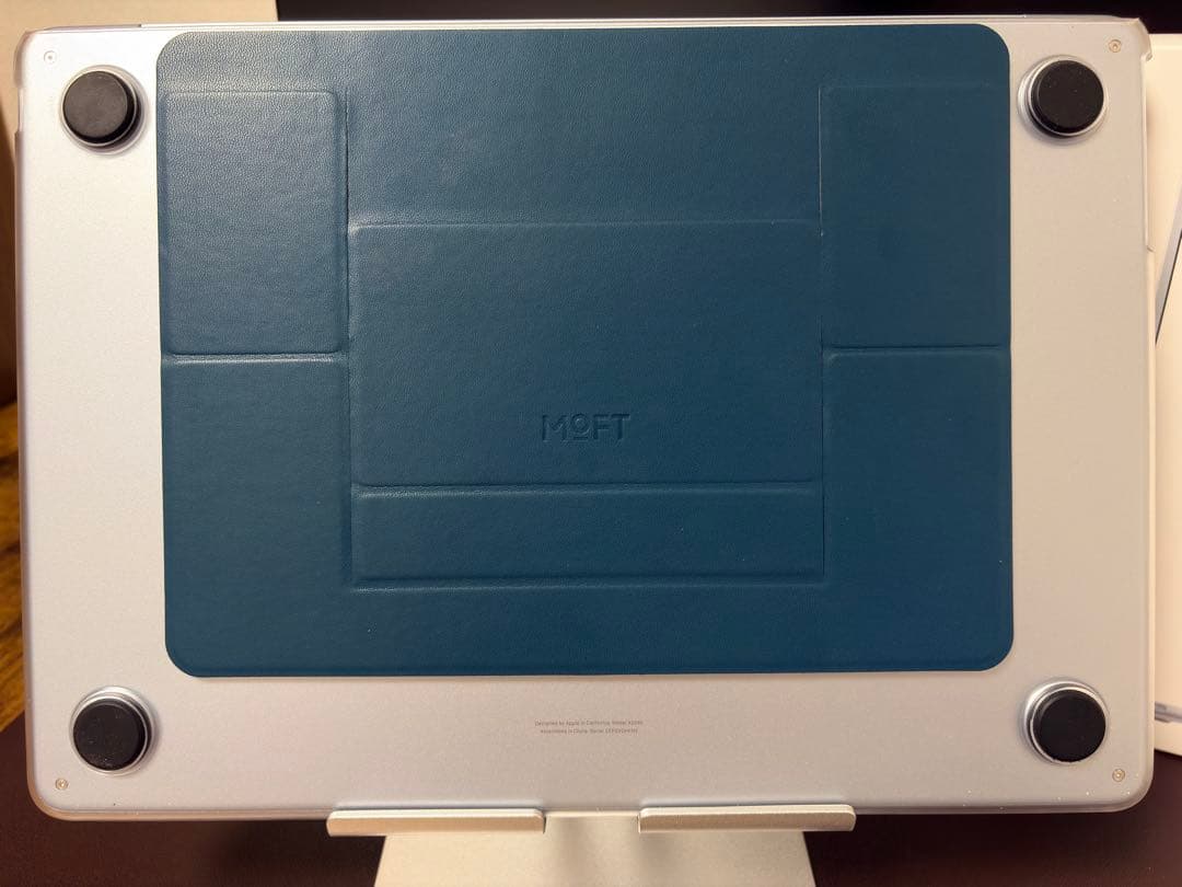 【ほぼ新品】MacBookAirM4 13インチ 16GB バッテリー100%