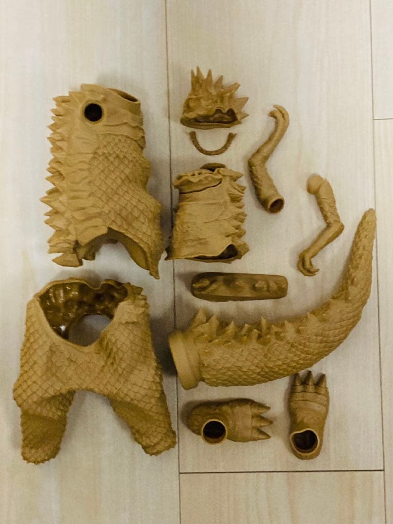 ビリケン商会　ベムラー　ソフビキット　未塗装　バリ取り