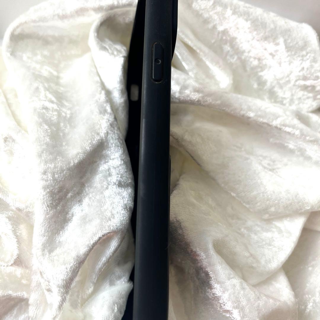 PRADAサフィアーノレザーiPhoneケースネイビー三角ロゴカードポケット付き
