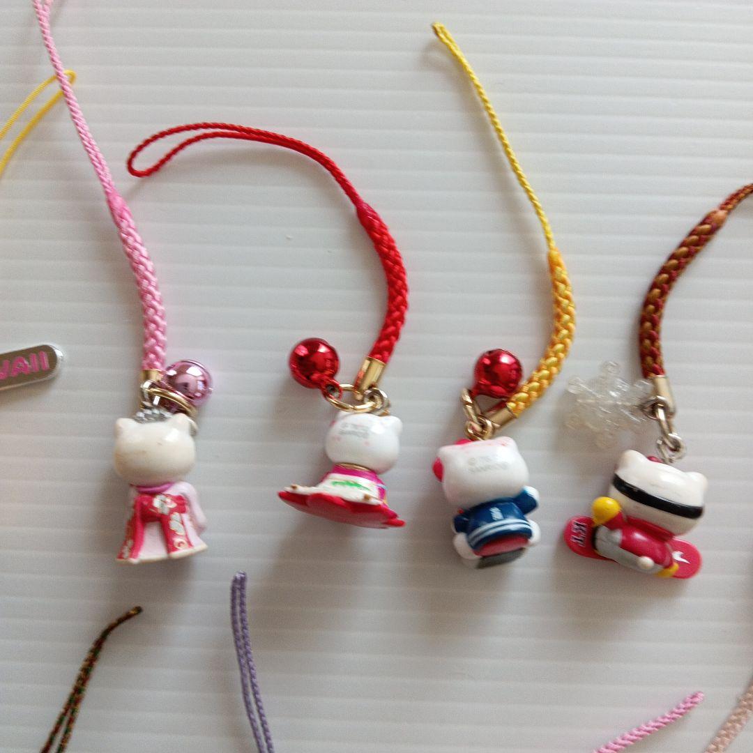 ハローキティ ご当地ストラップ他 17個セット