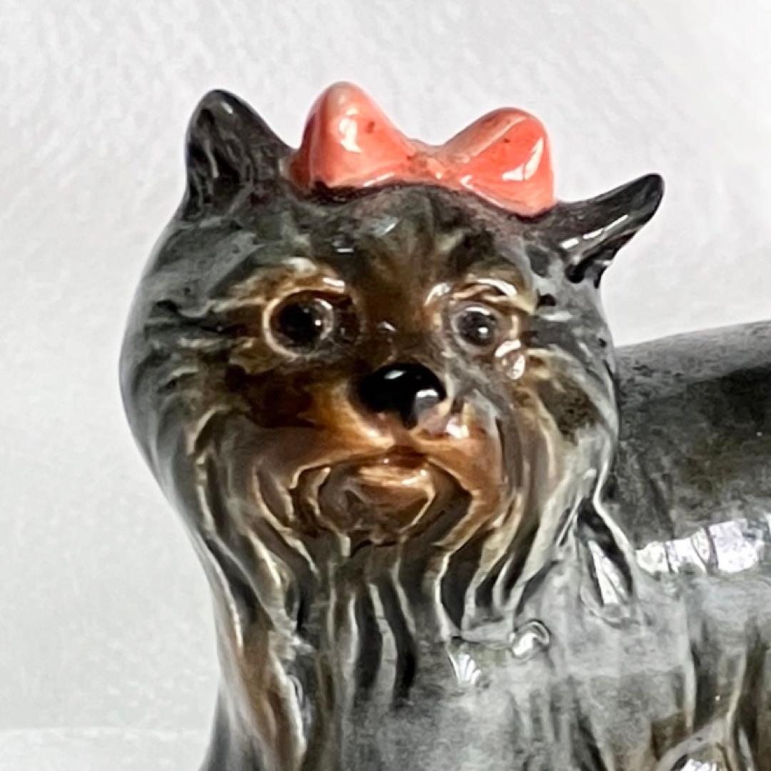Goebel ゲーベル社　ヨークシャーテリア　犬　陶器　置物　ダークグレー