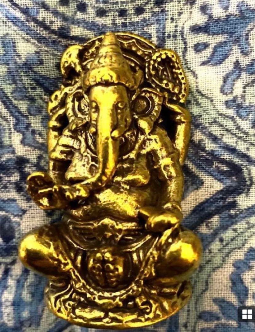 半端ない最強金運神！魂入り本場チベット製ガネーシャ　坐像　祈祷済み