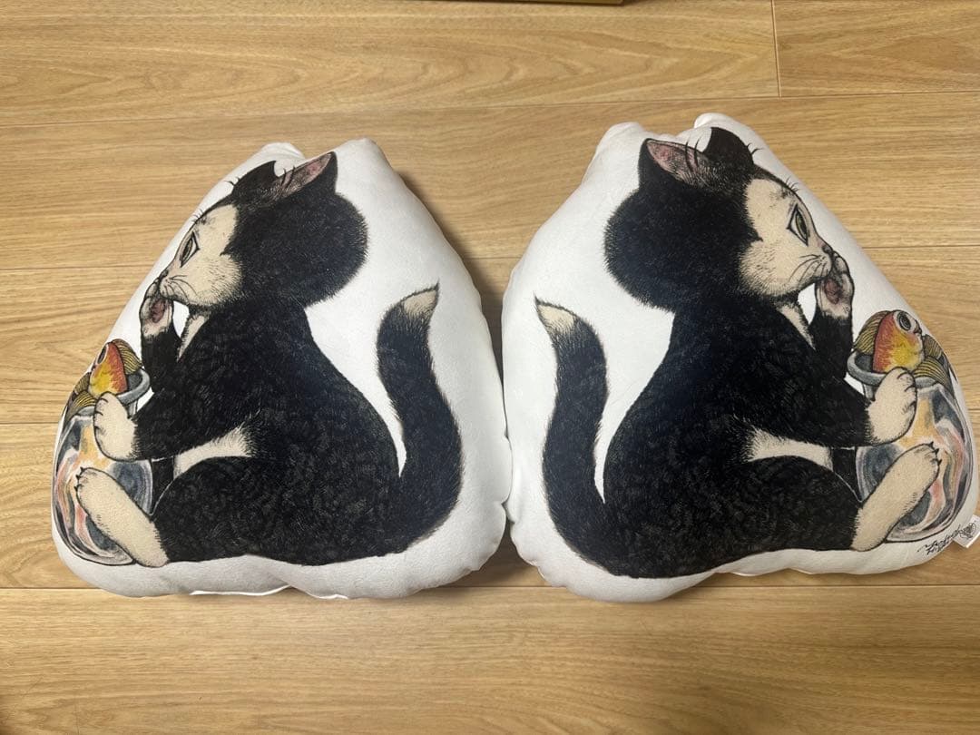 【2つセットで】ヒグチユウコ　ディズニー　フィガロ　クッション