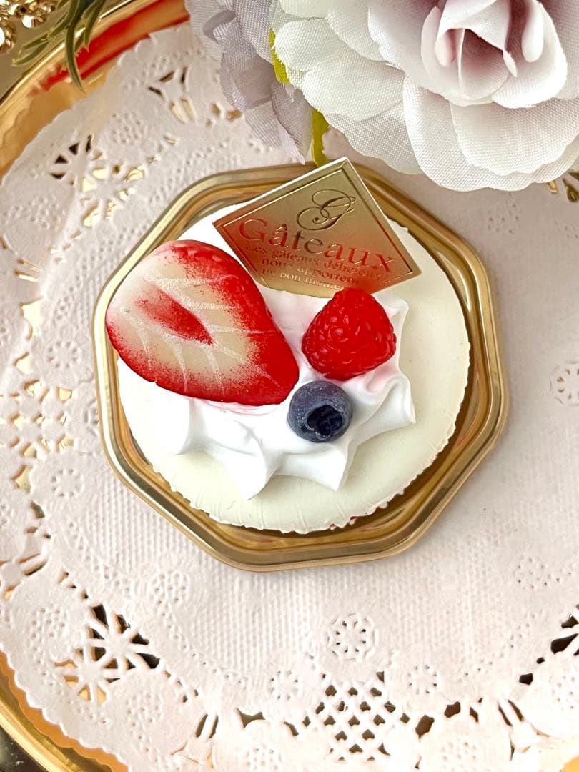No.58.59♡フェイクスイーツ♡ロールケーキ＆スワン、マカロン♡
